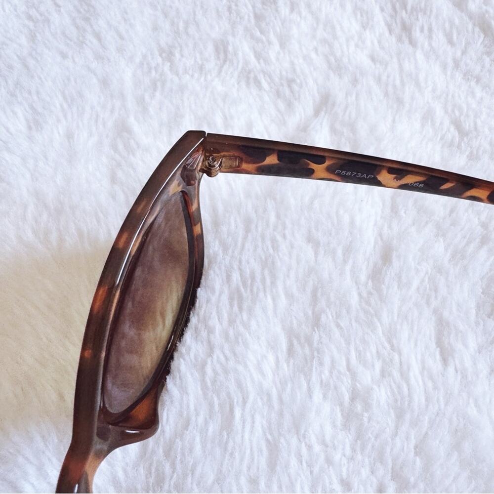 Mina Tortoise Brown Chic Sunglasses - Picture 8 of 12